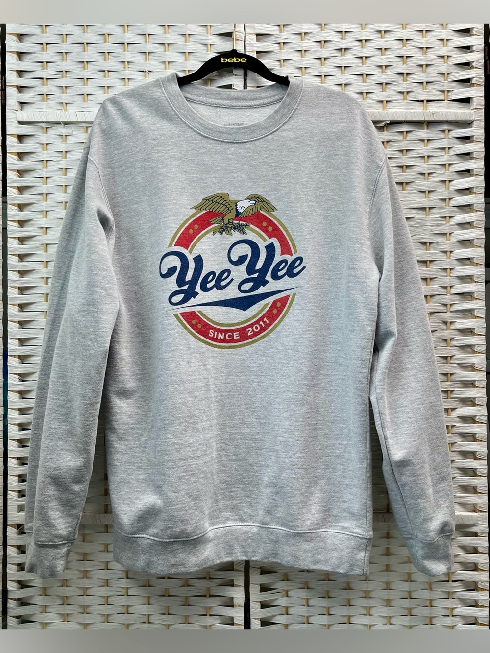 Yee Yee Apparel Gray Eagle Graphic Crewneck Sweatshirt XL